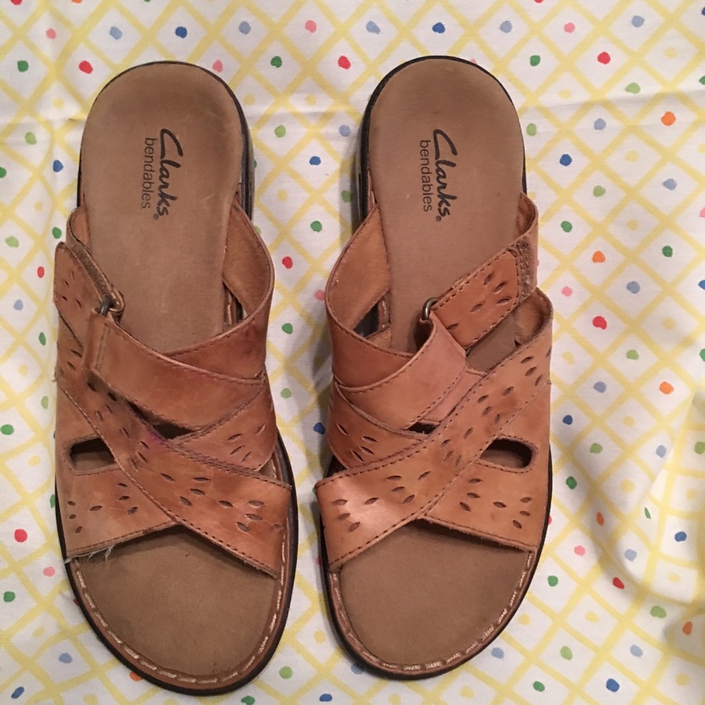 Ladies size 6 Clark’s Sandals